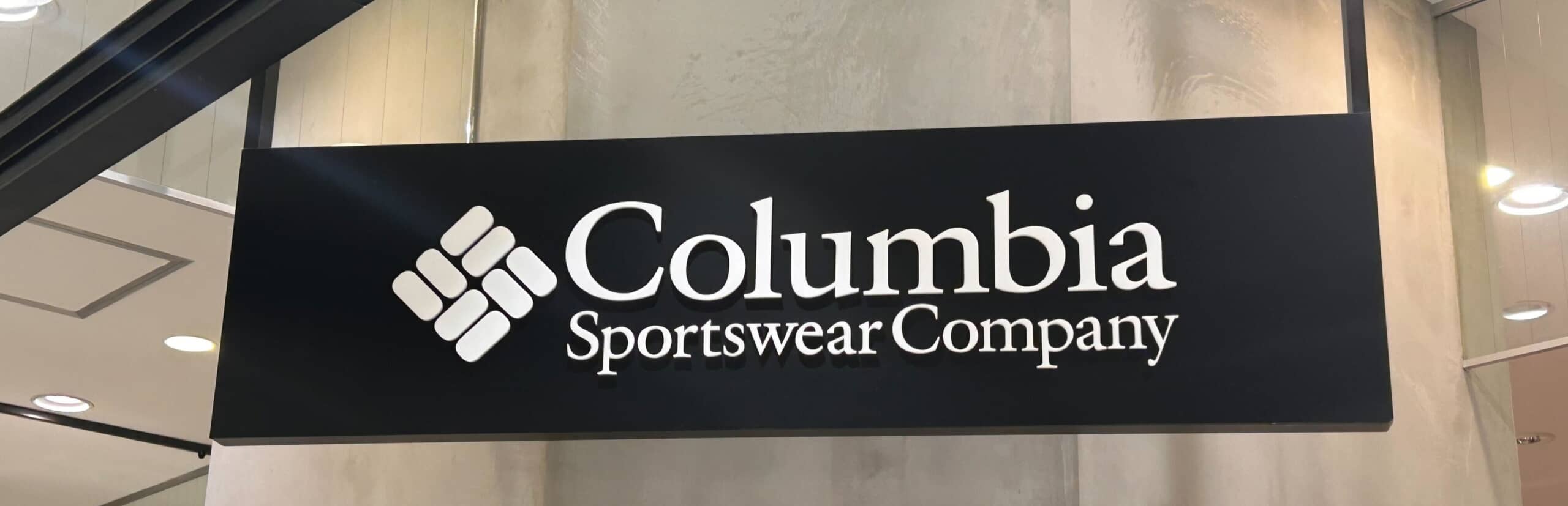 「知らないと本当にもったいない」靴のプロが絶賛する“コロンビアのシューズ”が驚きのコスパ「私は3足、妻は2足購入しています」「日常使い最強ブランド」（1/4） | ファッション ねとらぼ