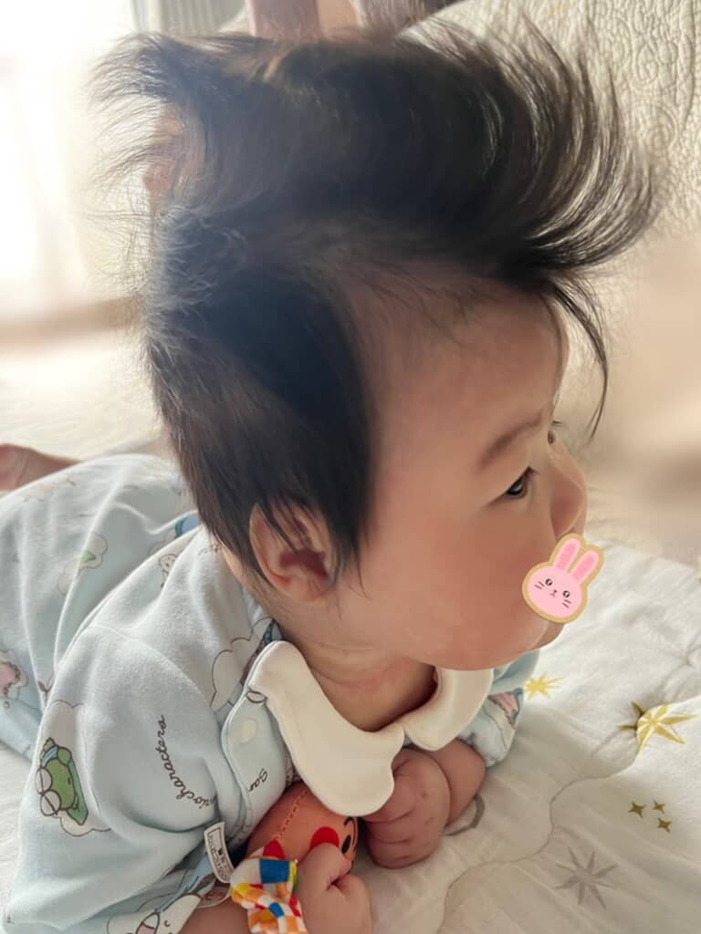 実は寝ぐせではなく