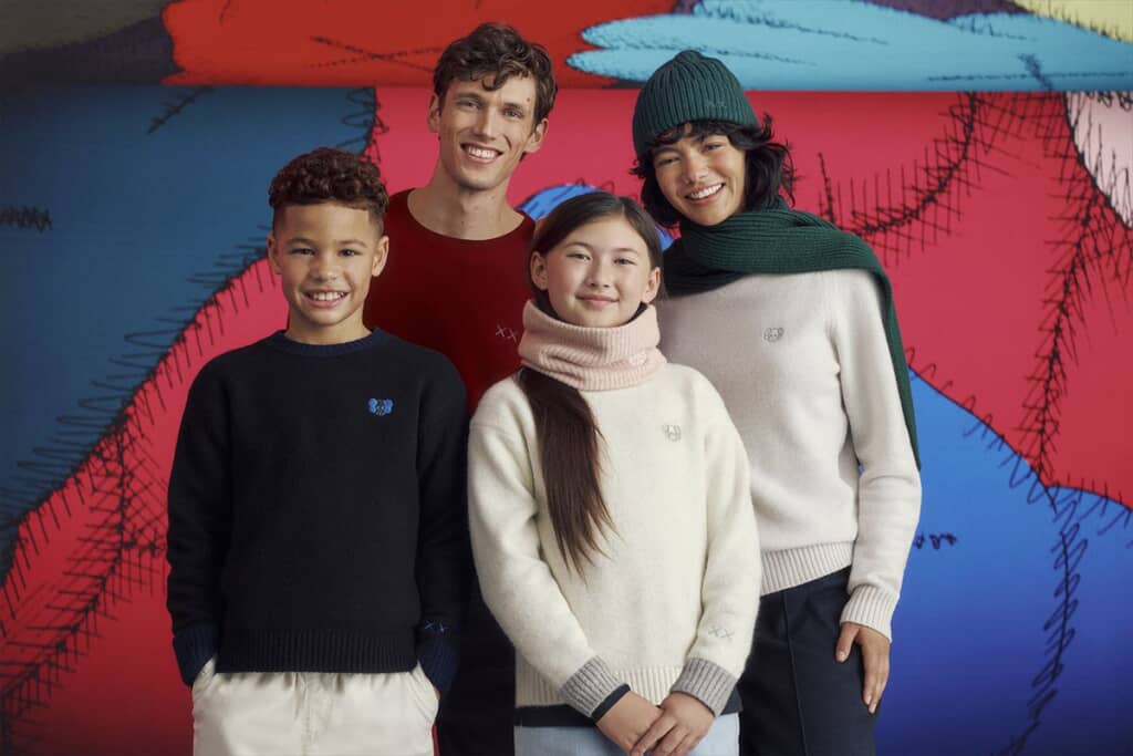 KAWSニットコレクション