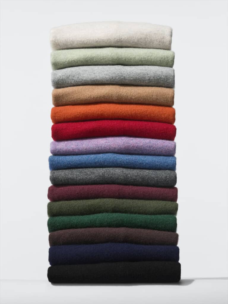 カシミヤクルーネックセーター