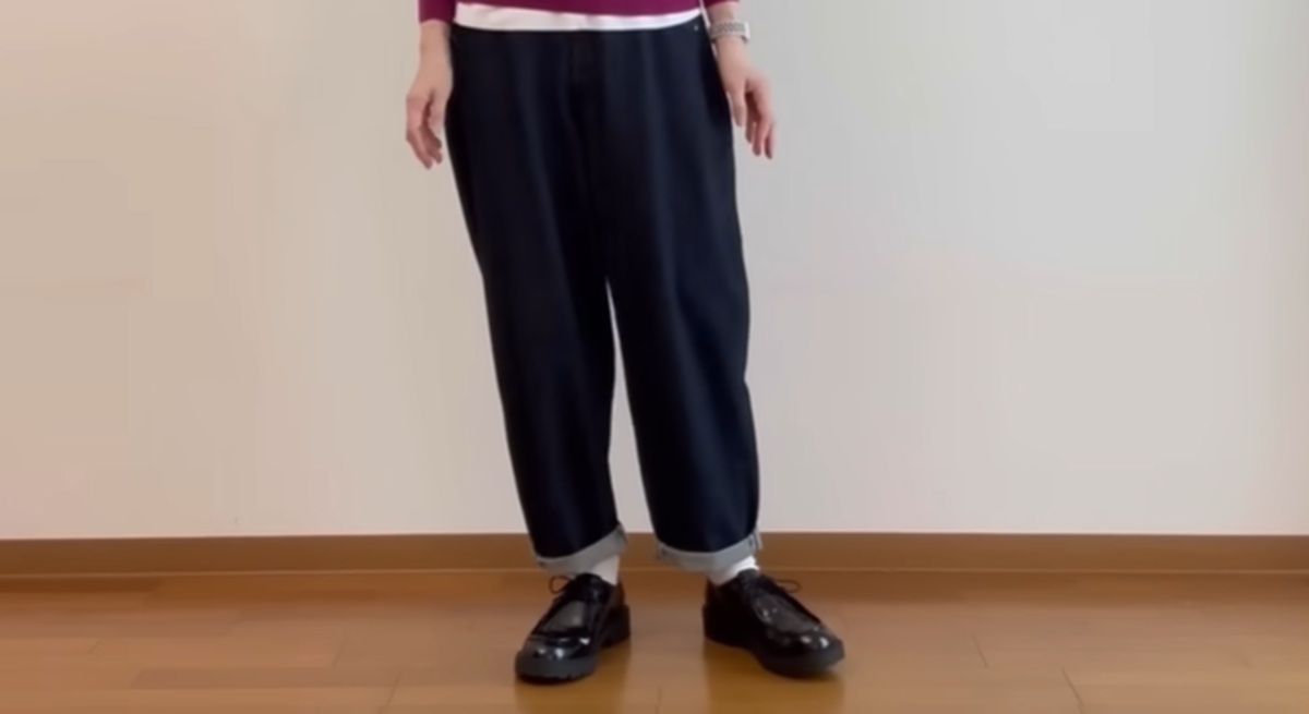 60代マダム、ユニクロ“みんな持ってるアイテム”着回しがおしゃれ！　パリっぽいコーデに「ユニクロまで走って来ました」「真似っこさせてください」（1/3） | 女性 ねとらぼ