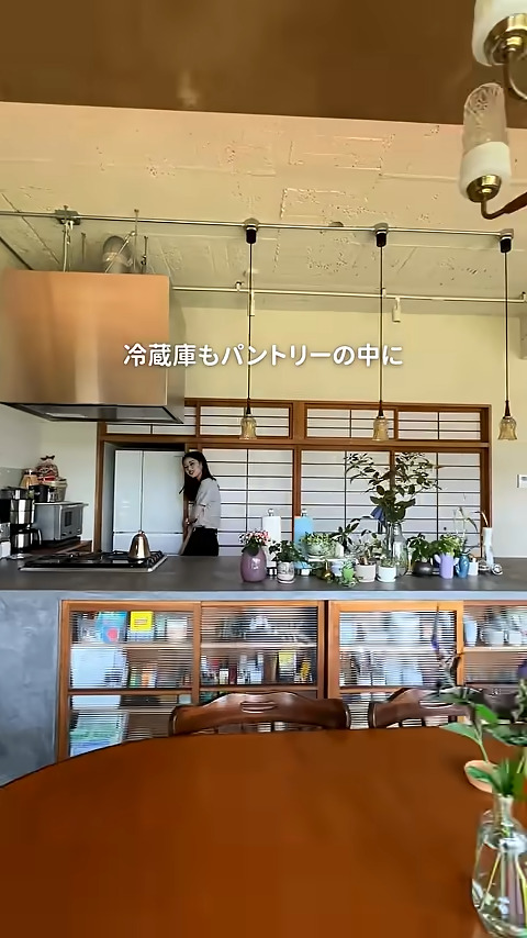 パントリーや冷蔵庫は障子の裏に