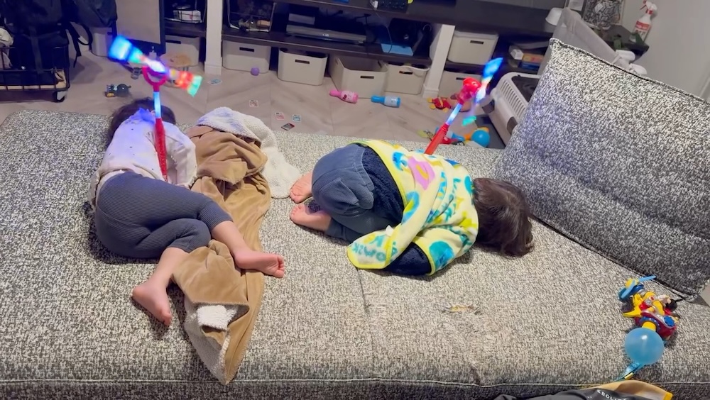 まったく起きない子どもたち