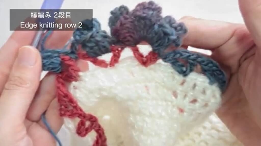 つぼみ3つと1つを交互に編みます