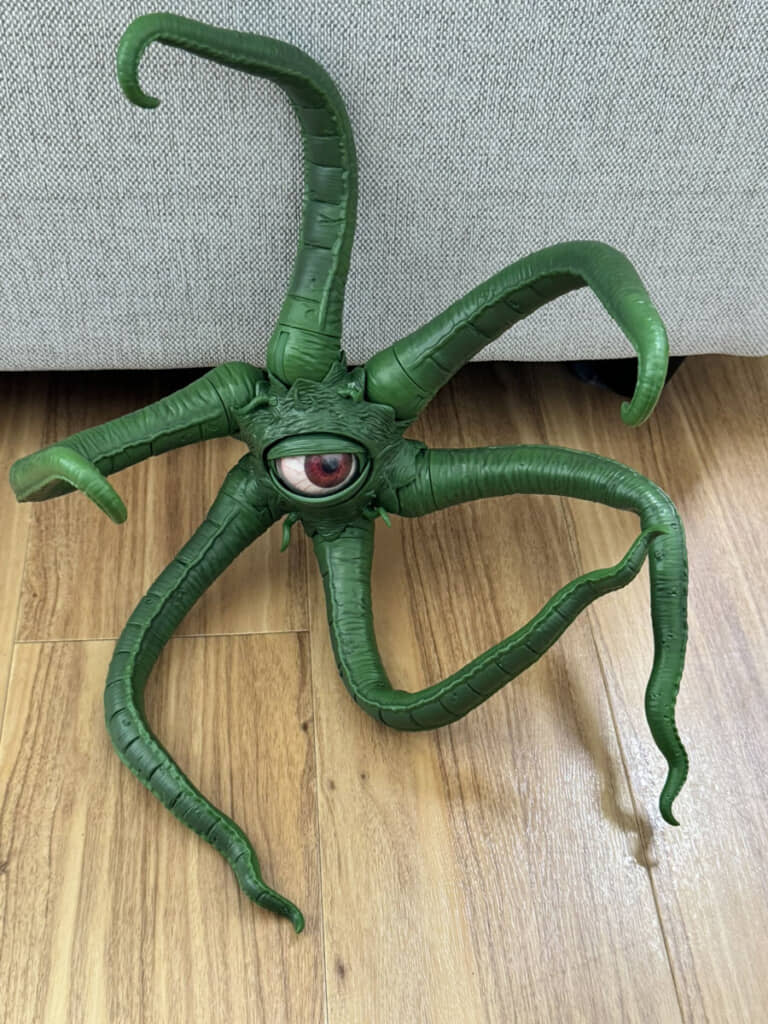 地球侵略をもくろむ邪神、シュマゴラスさん。見る人が格ゲーファンか否かで、印象が大きく変わるはず