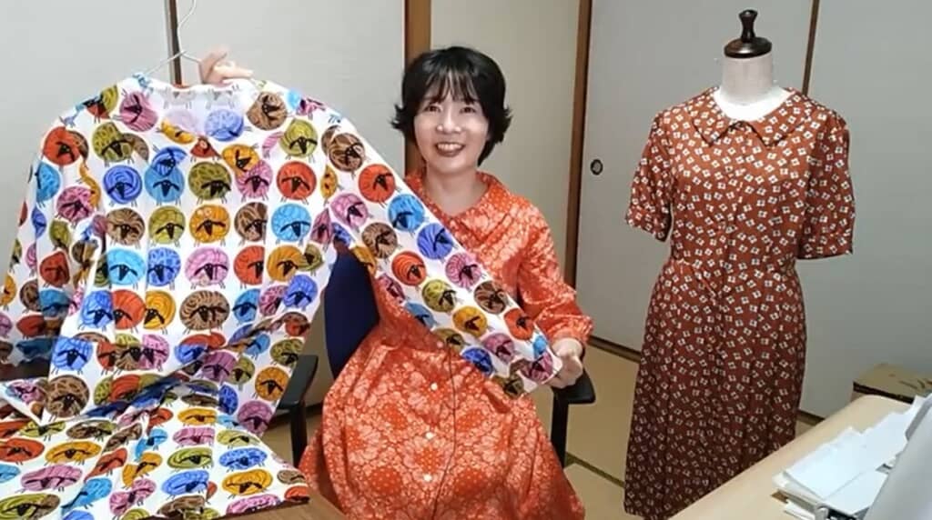 以前作ったものと比べています