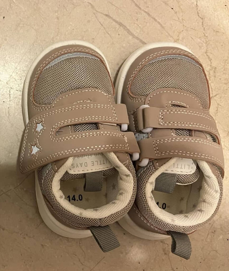 保育園にベージュの靴を履かせていったら……