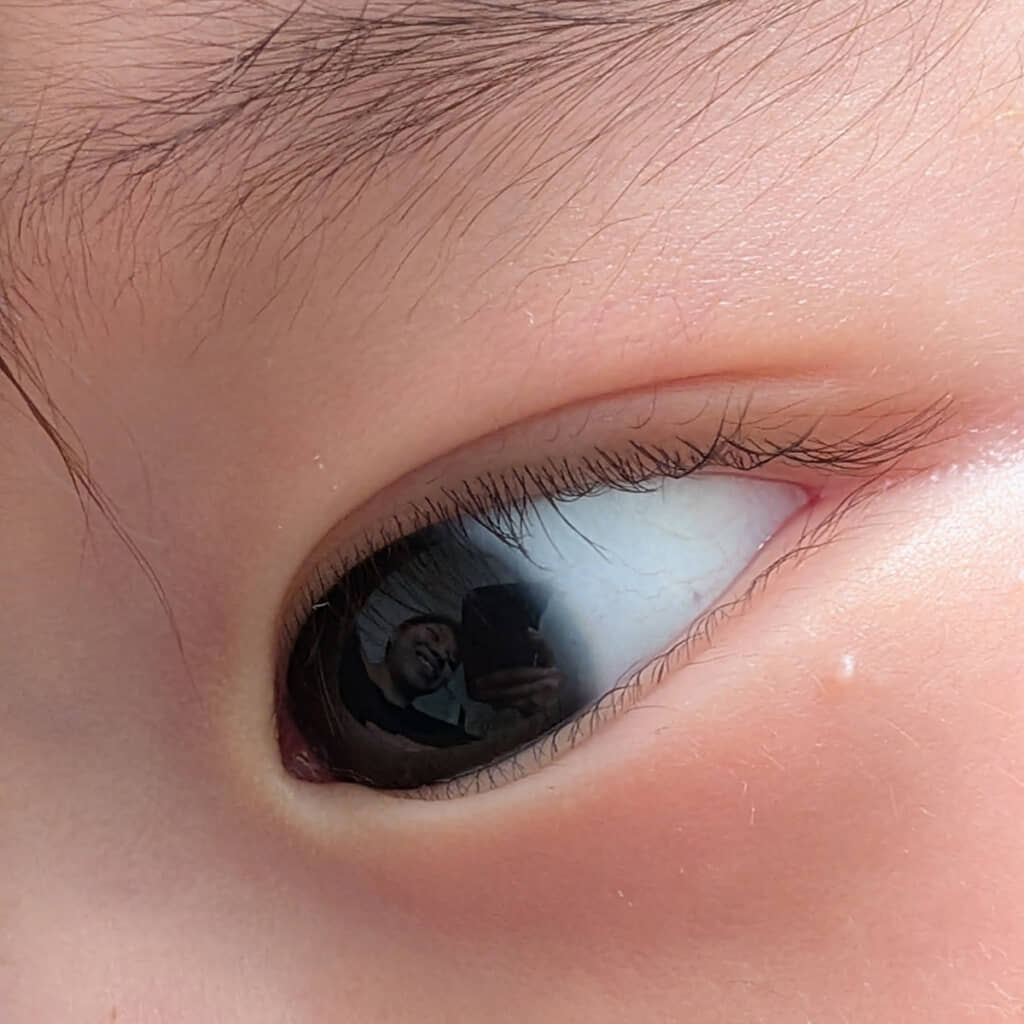 ママが映ってる！