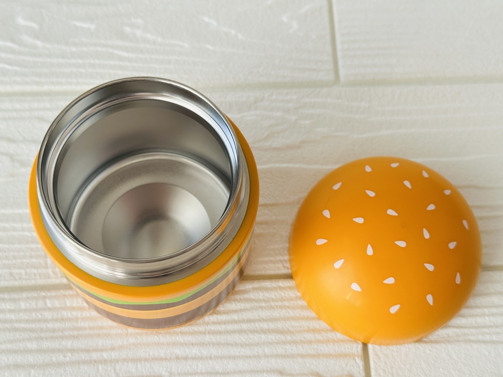 バンズがふたに