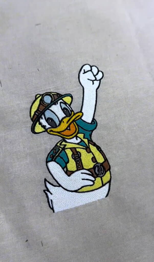 探検家スタイルのドナルドが完成