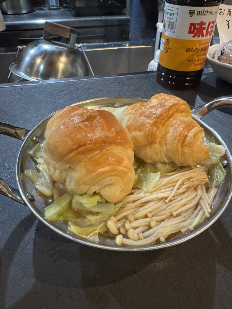 まさかのクロワッサン!?