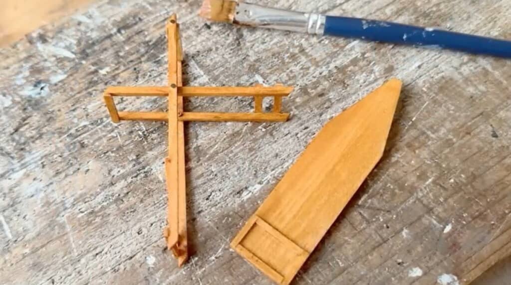 アイロン台は折りたたみ可能