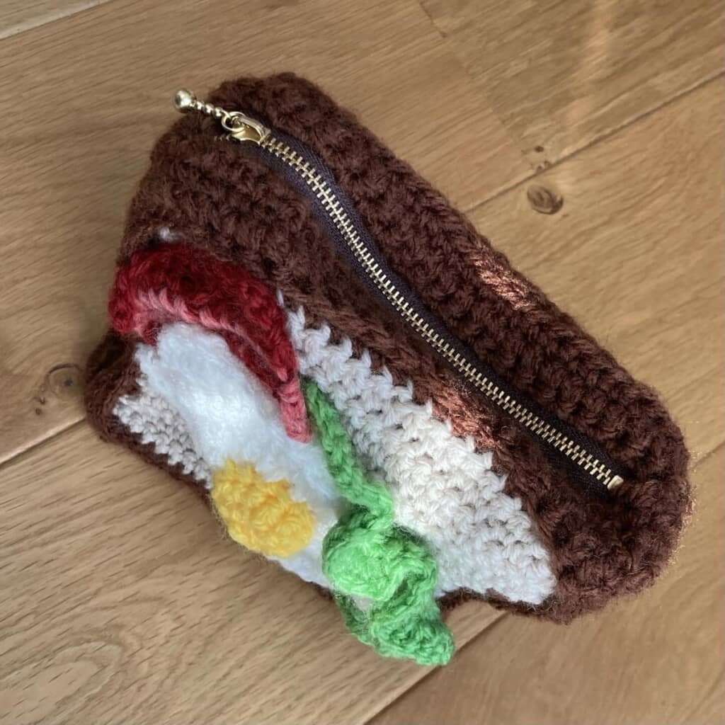 ポーチになってます