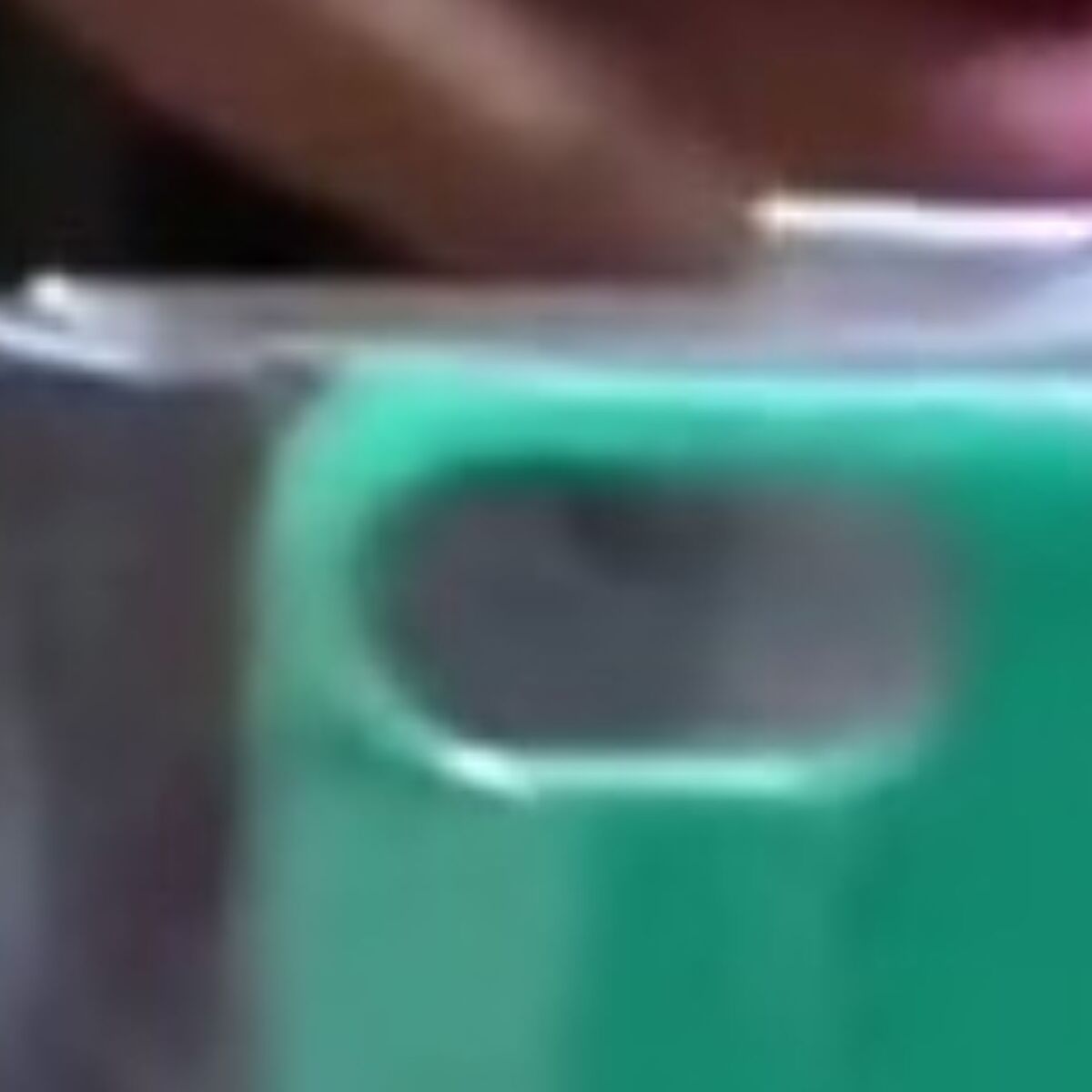 妻にもらったスマホケース→開けたら……　夫「怖い怖い怖い」まさかのデザインに「もう笑うしかない」と215万再生 | ライフスタイル ねとらぼ