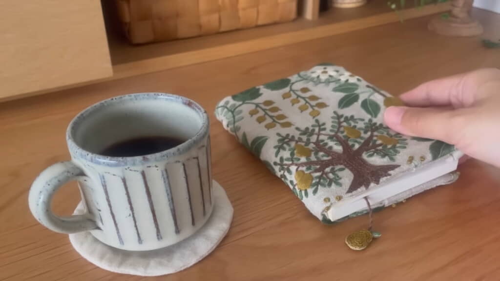 完成したブックカバーを使ってみる