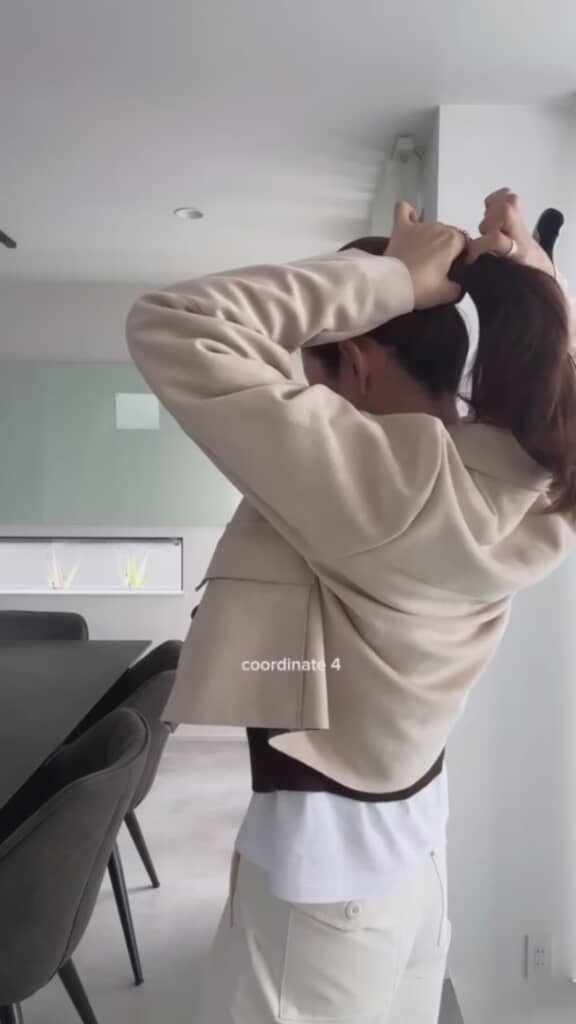 ポニーテールにすると……？