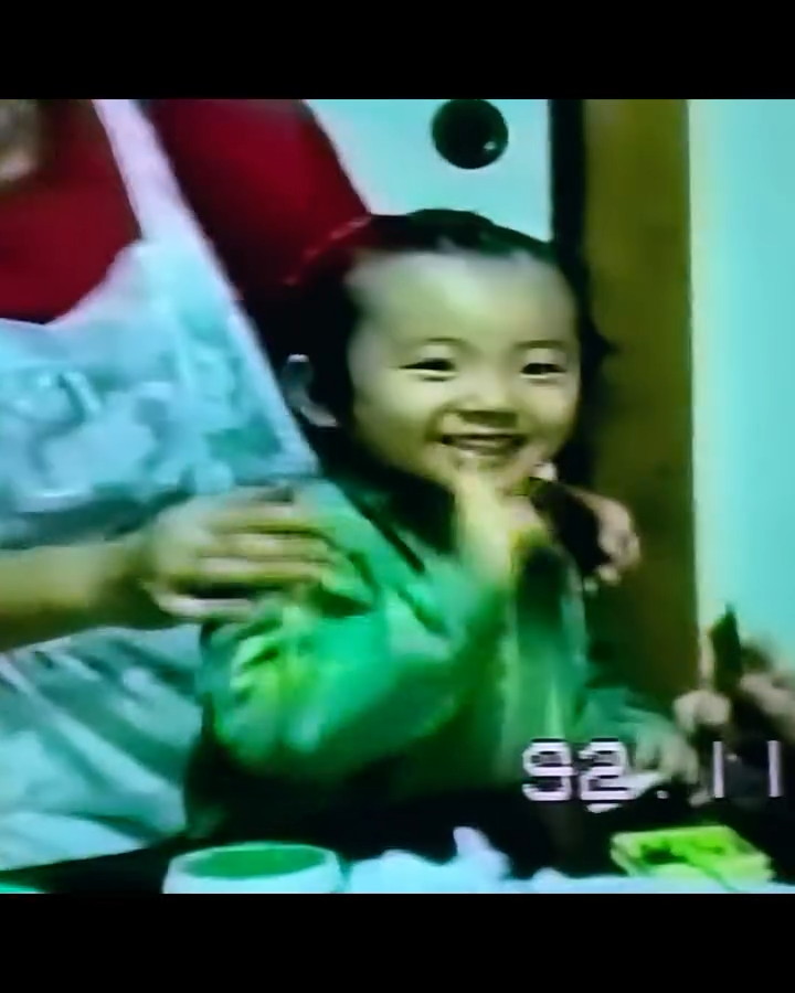 MIKAさんの幼少期