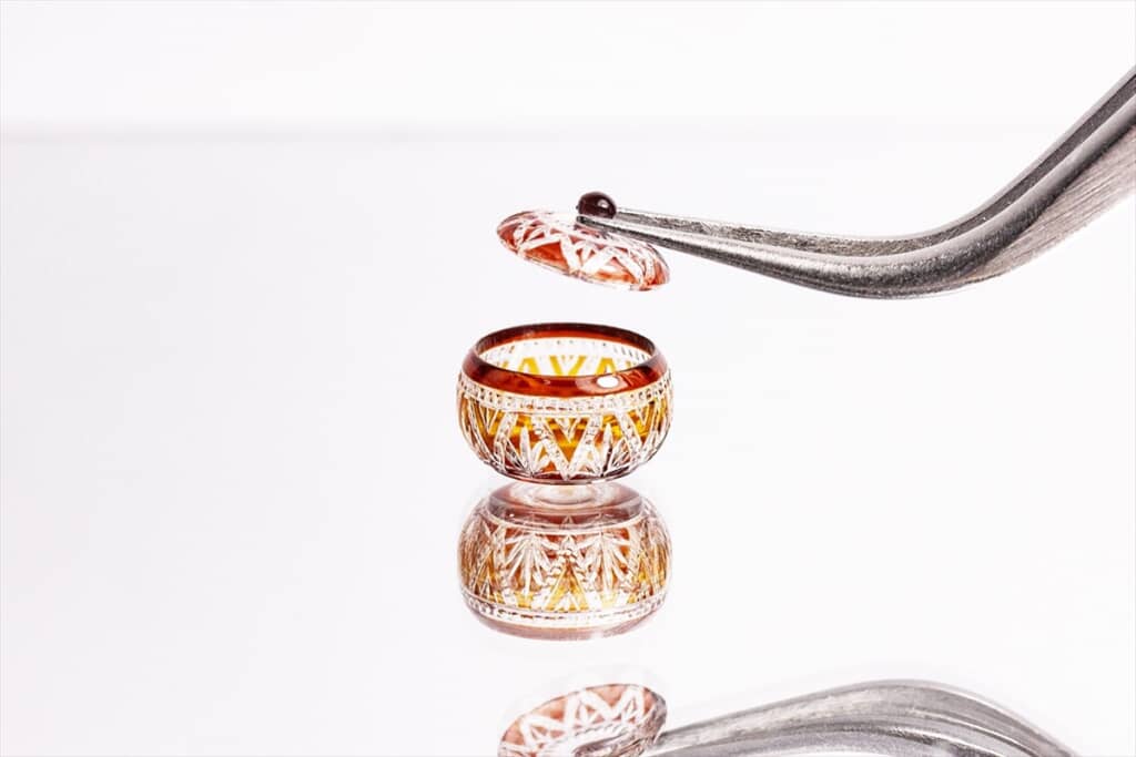 アクリル棒から作るミニチュア切子グラス