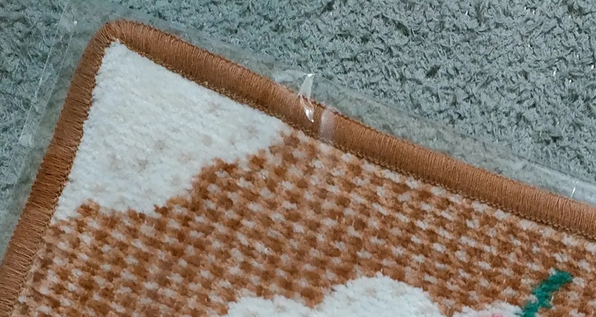 親戚が娘にくれたハンカチ、ママが「学校に持たせよう」とよく見ると……　まさかの正体に「これは、、、」「えー！」「羨ましいです」（1/3） | 教育・子育て ねとらぼ