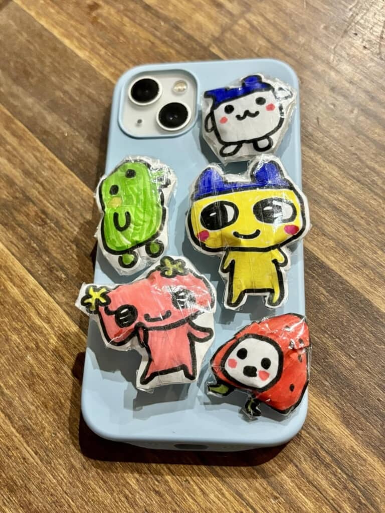 小5の娘ちゃんが作ったたまごっちのぷっくりシール