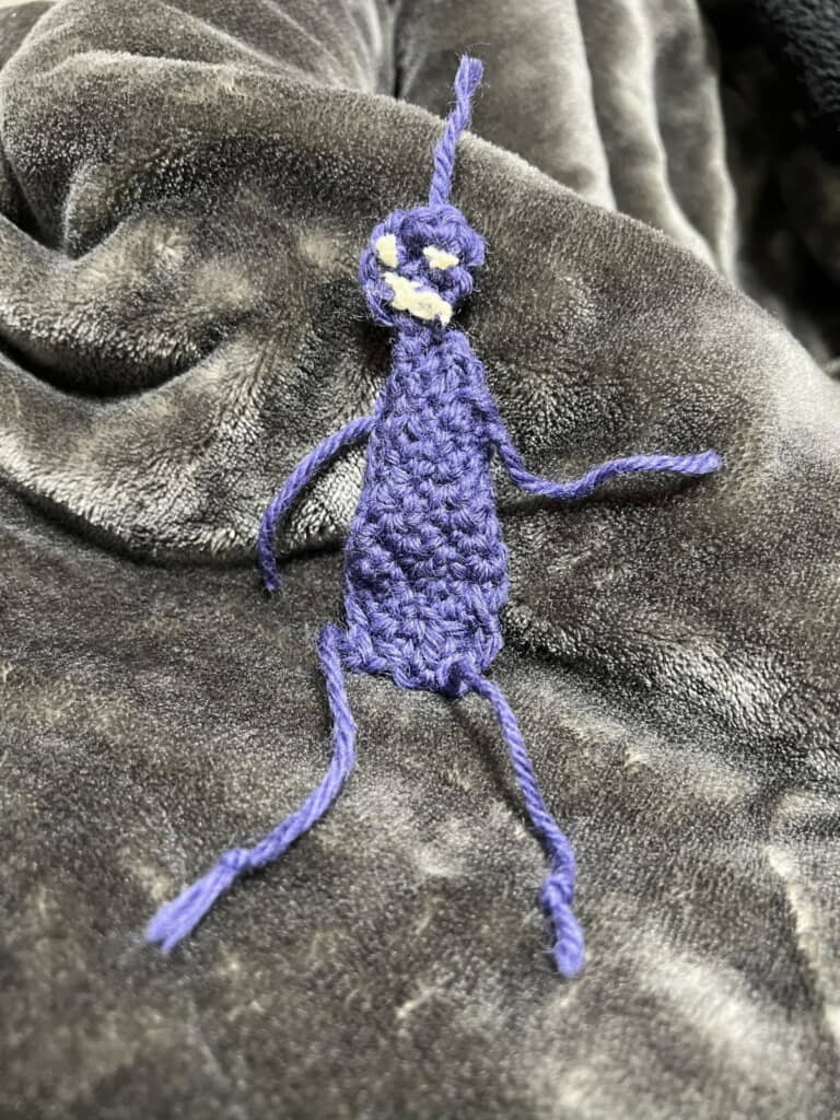 どんどんかわいく見えてくる編み物キーホルダー