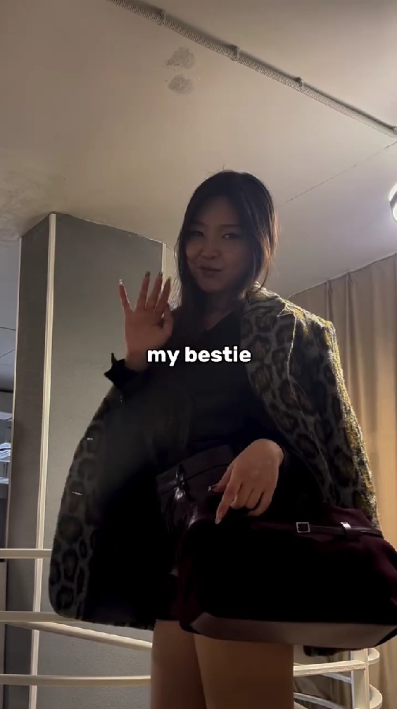 女性の親友とあうときの本気ファッション