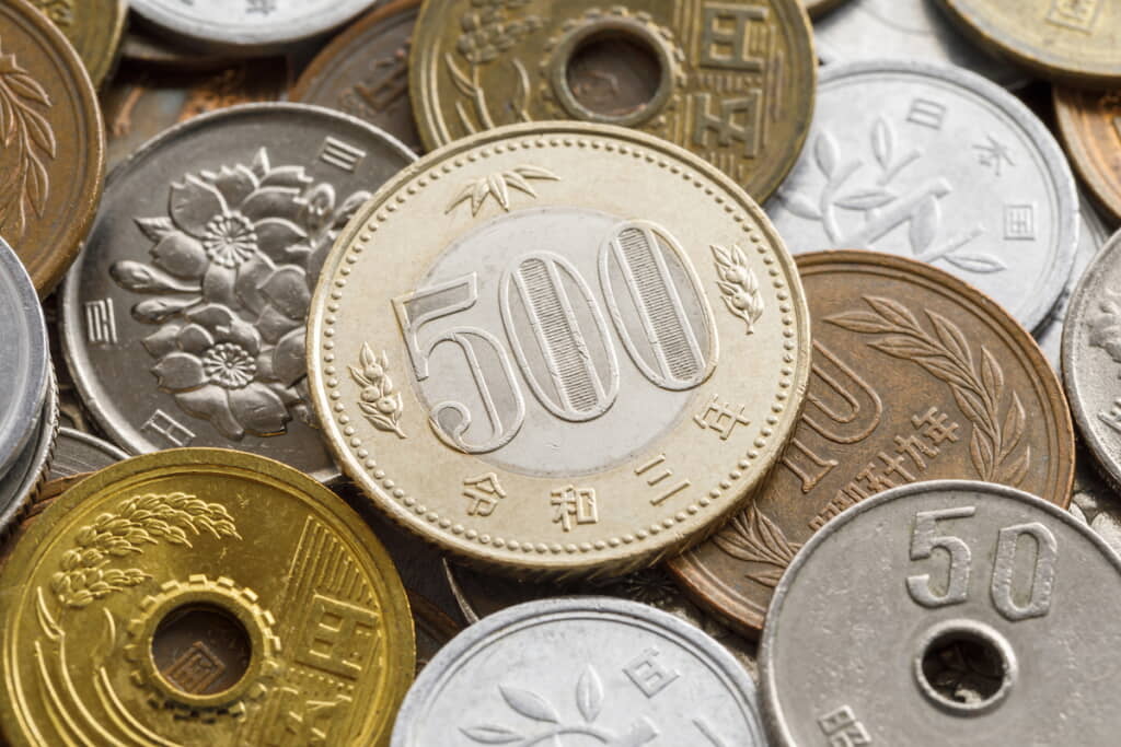 2021年11月から発行されている新500円硬貨