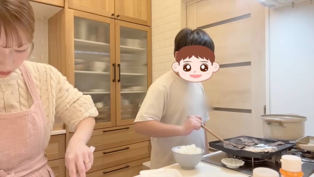 キッチンの立つ辻希美の次男・昊空