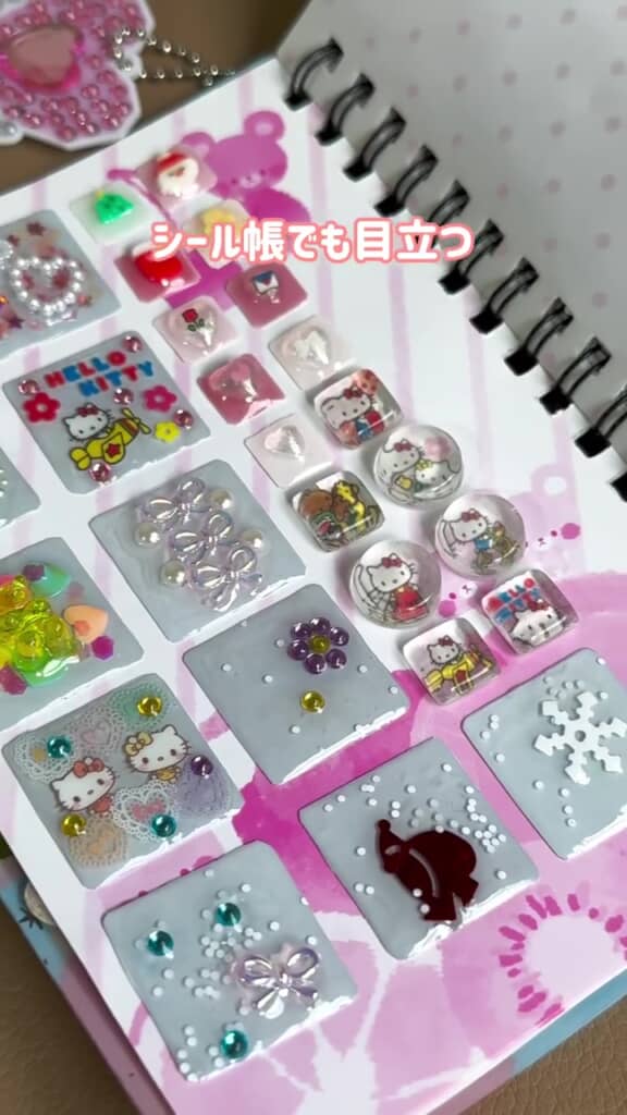 シール帳にクリアドロップシールを貼ったところ