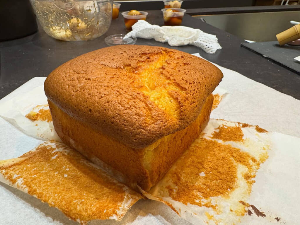 しっかり膨らんだパウンドケーキ