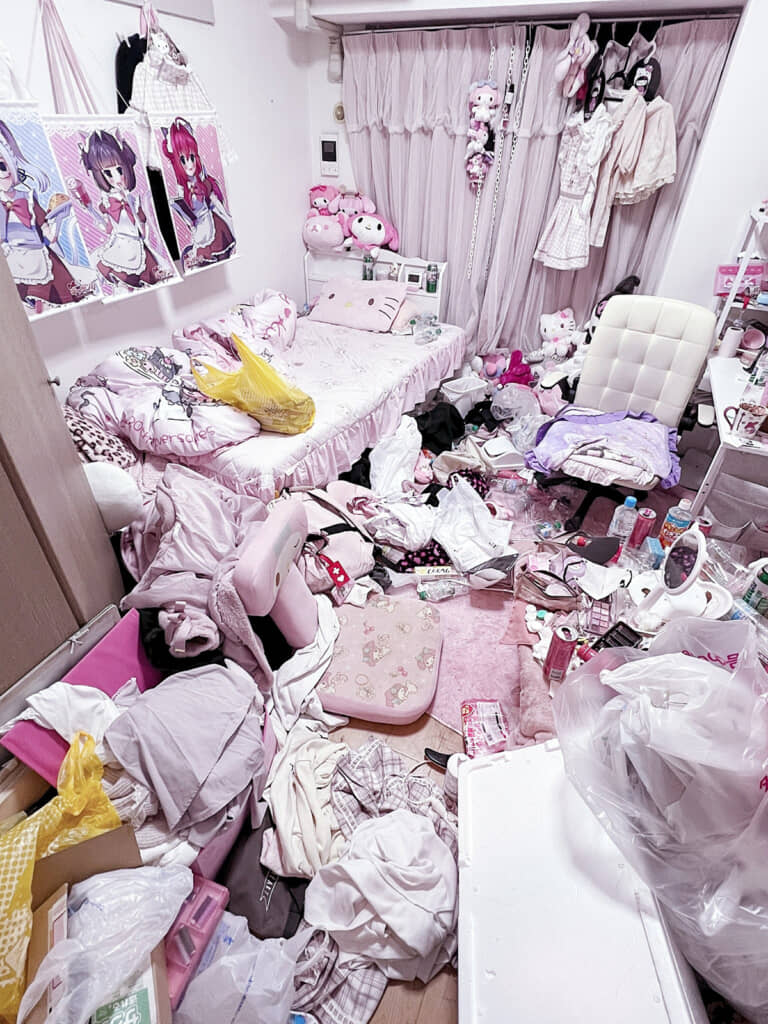 ゆ、床が見えない……！