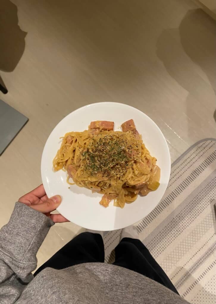 ベーコンたっぷりのカルボナーラ