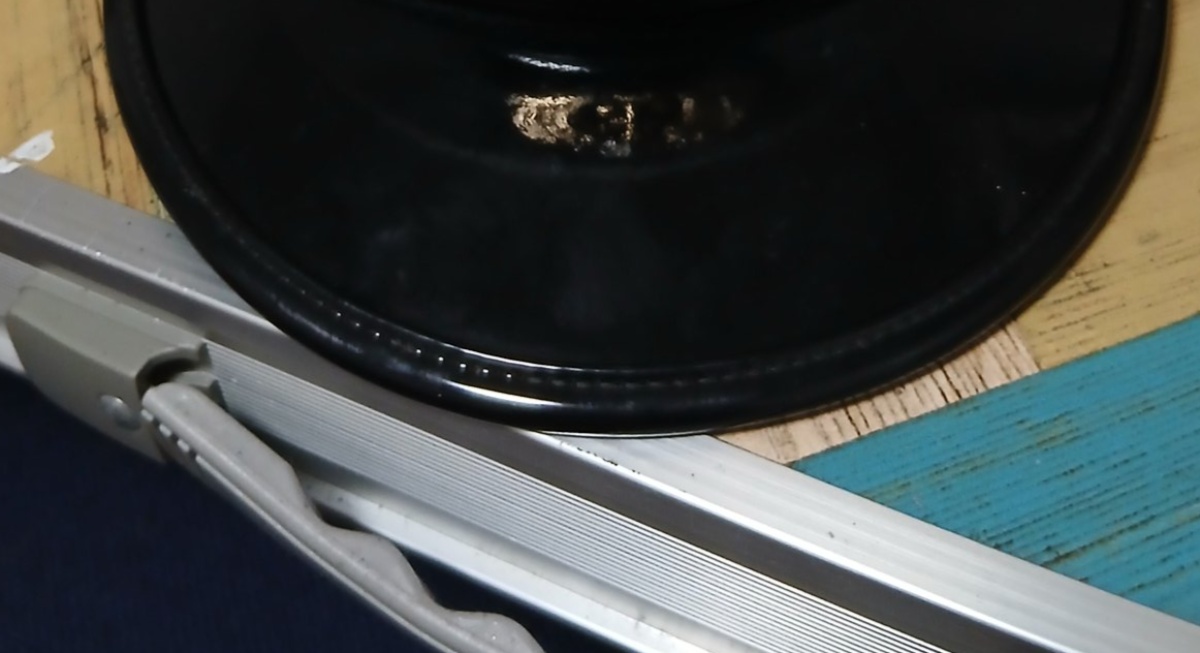 今日退職した父「部屋に置いとくよ」→息子がもらった“まさかの贈り物”に「すげぇ…」「吹っ飛ぶレベルのプレゼント」と1400万表示（1/3） | ライフスタイル ねとらぼ