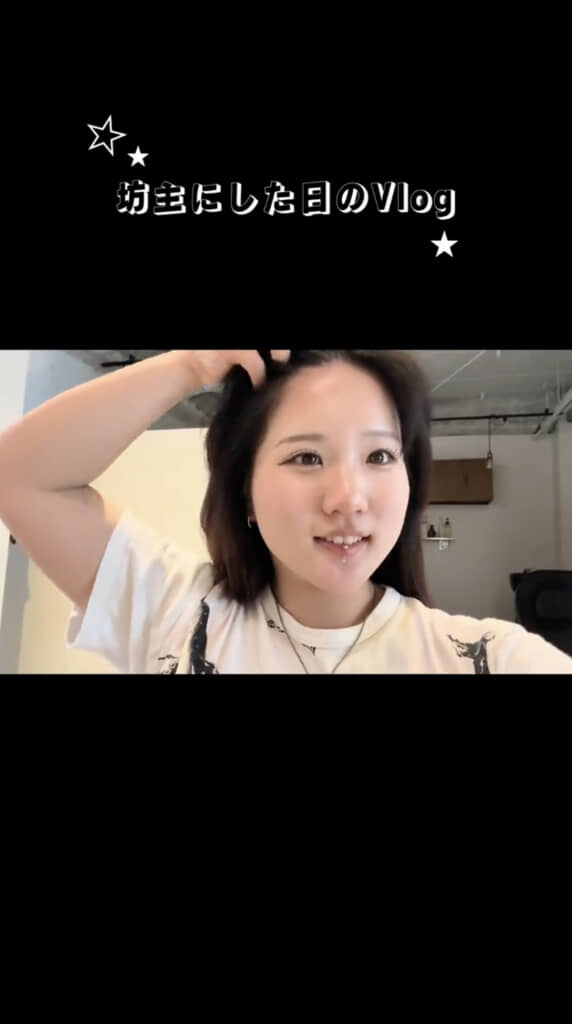 黒髪ロングの女性