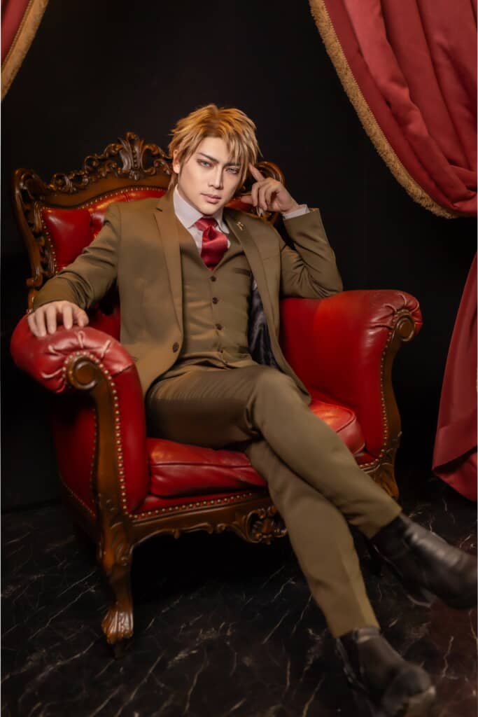 『SPY×FAMILY』ロイドのコスプレ2（投稿者提供画像）