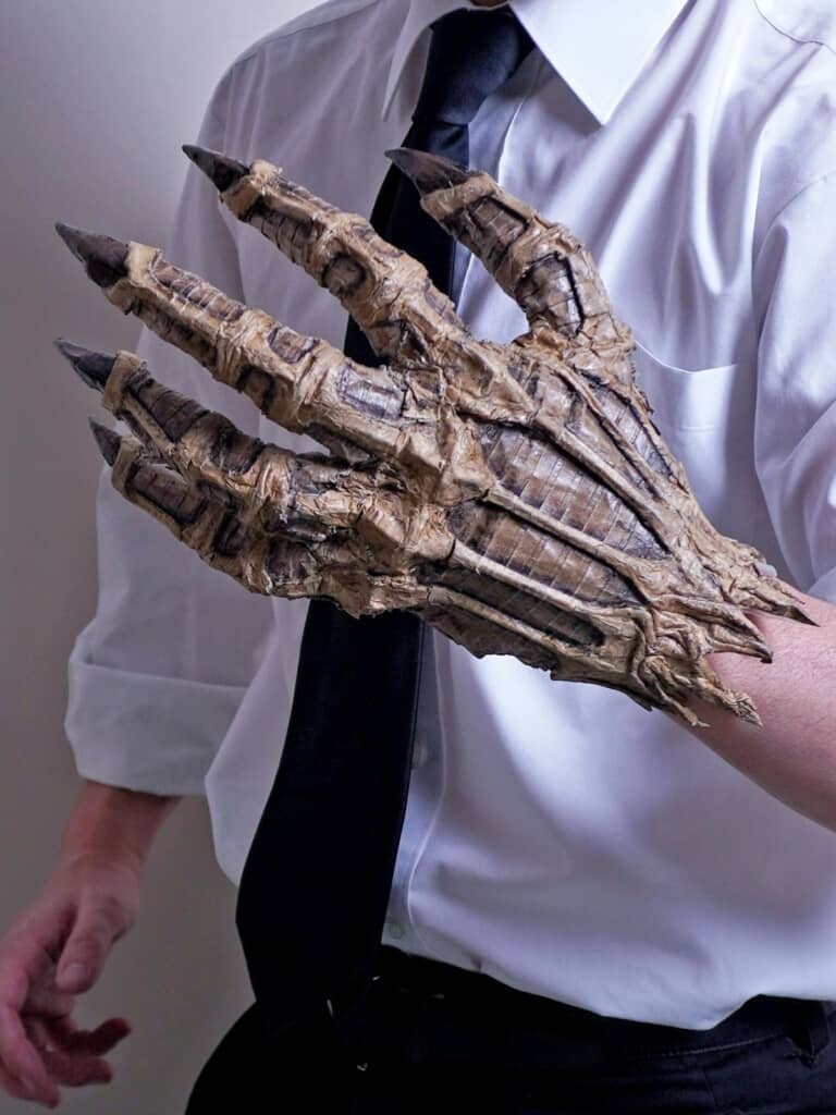 ダンボールで作った鬼の手！