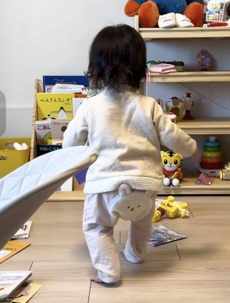 娘さんが使っていたこちらの思い出のズボンをママさんがリメイク！