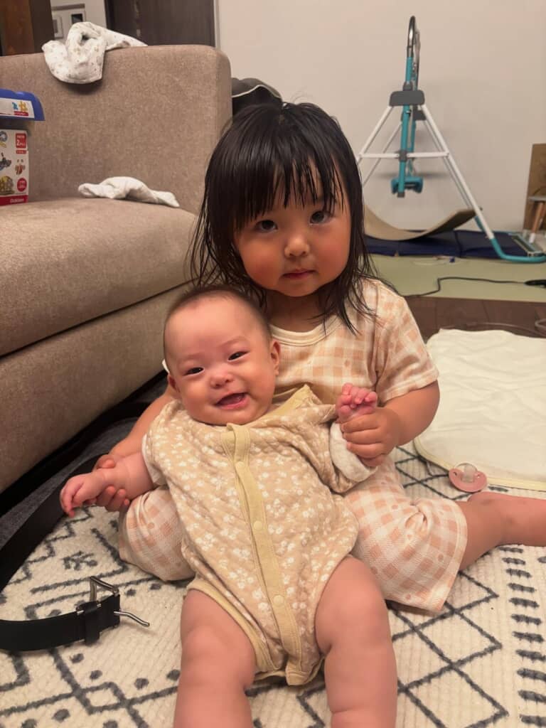 （4/12）お座り抱っこ