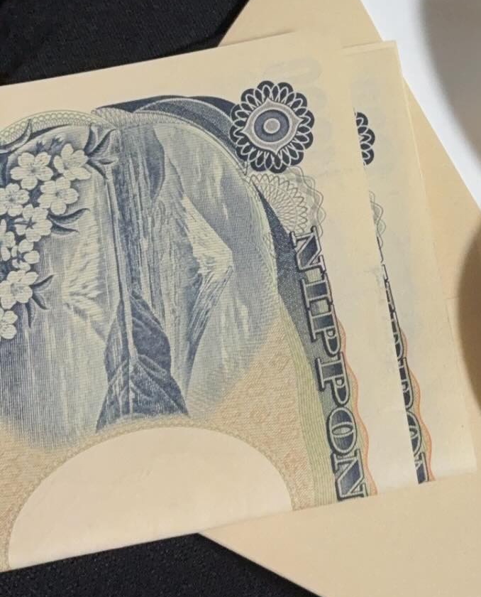 4年前の初デートで彼氏に紙幣をあげた理由は……？