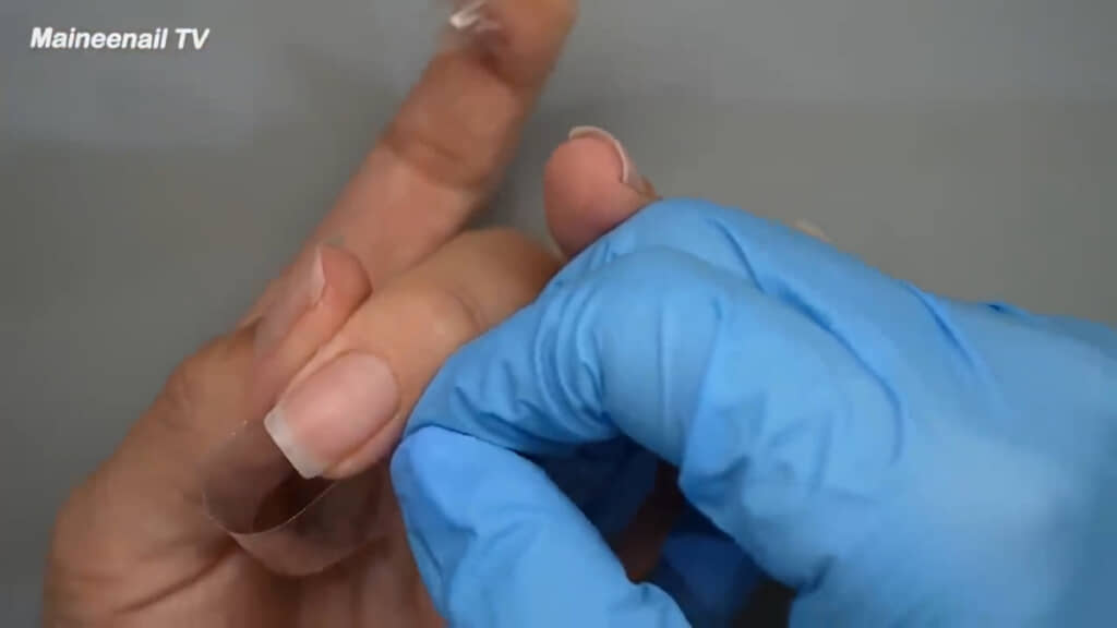 セロテープでスキンダウンしてからスタートです