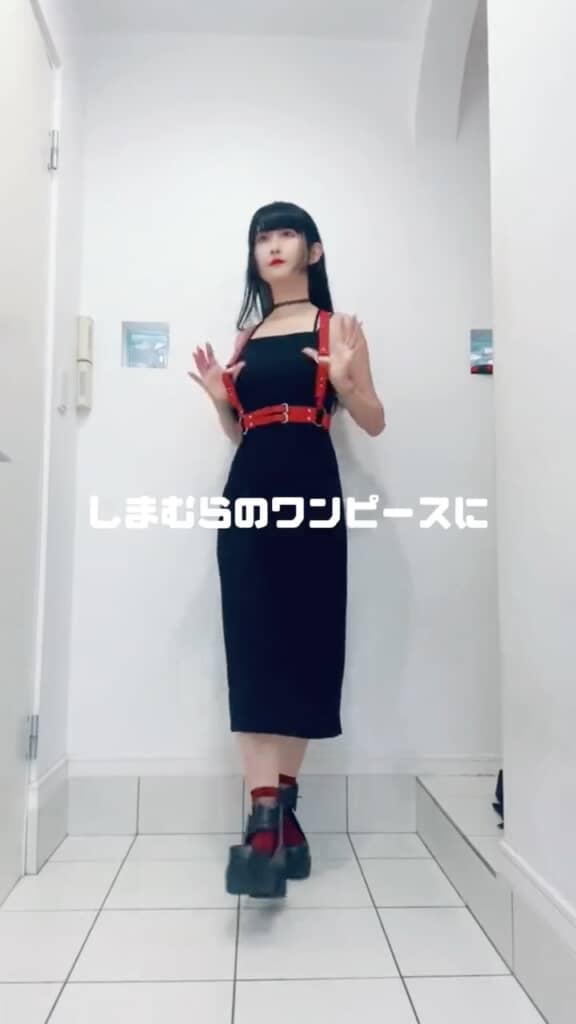 シンプルなキャミワンピ