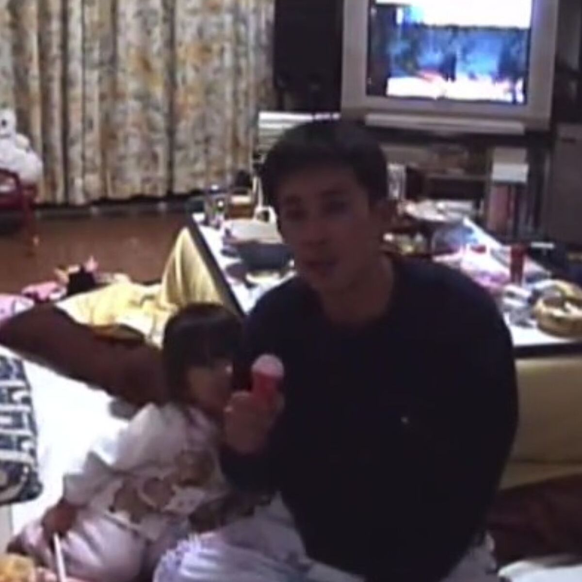 パパ「いい人と結婚してね」→22年後、娘が選んだのは……　まさかの相手に「これは泣き崩れる」「本当に憧れ」と130万再生 | ライフスタイル ねとらぼ