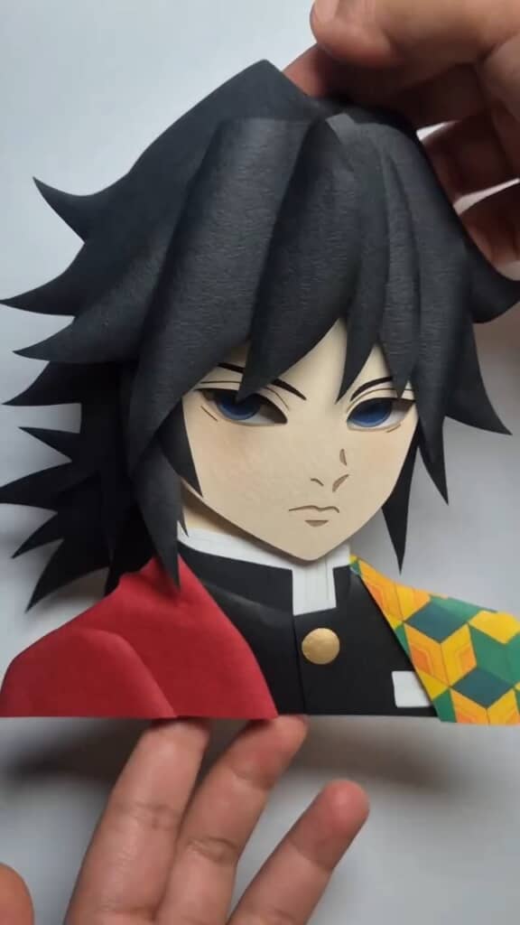 髪や顔、のどや服などを別々の層に作ることで、奥行きのある表現に