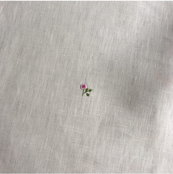 愛らしいバラが……