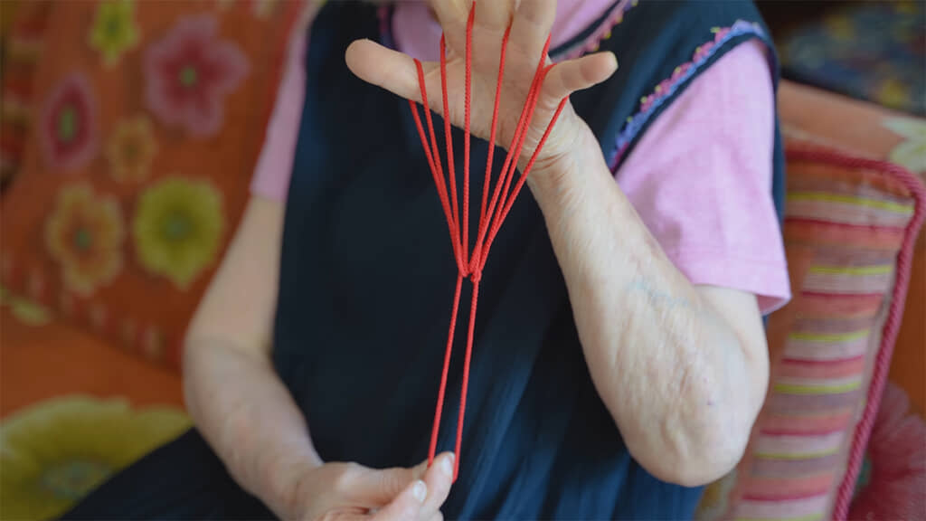 あやとりが新たな習慣になったそうです