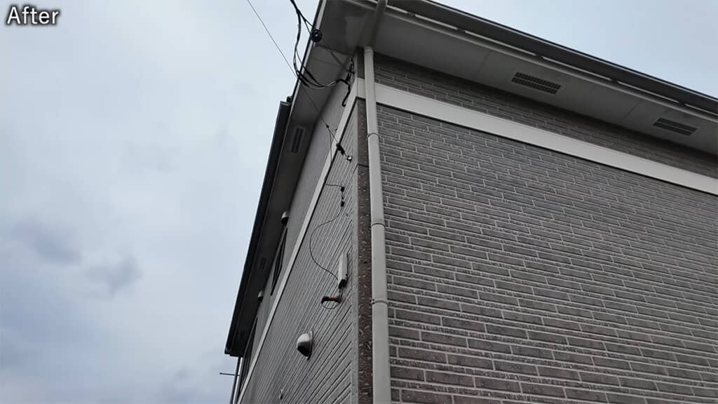 ツタが垂れ下がっていた屋根もすっきり