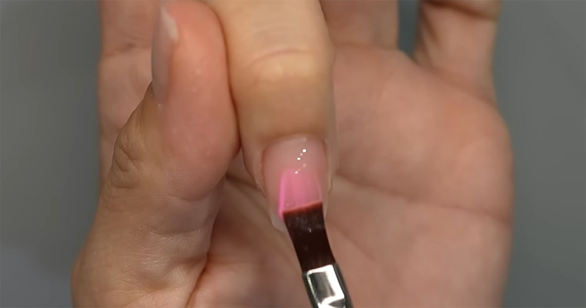 プロが自爪ネイルを付け替えたら……「うわあああ」　完成した指先に「見惚れてました」「真似したくなった」（1/3） | 美容 ねとらぼ