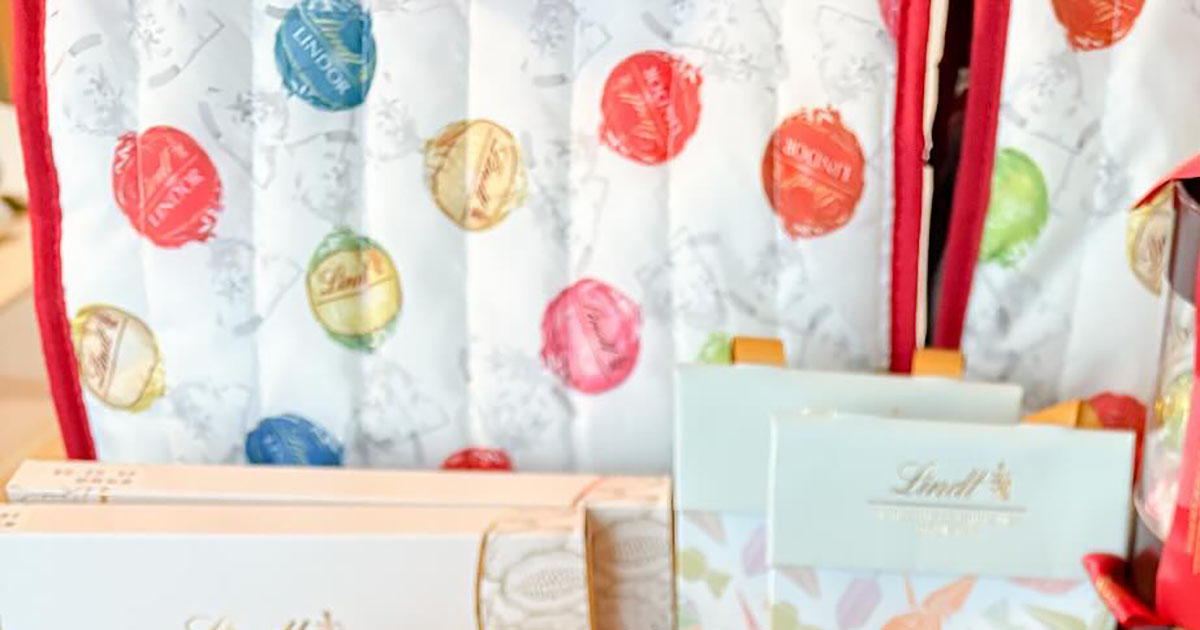 リンツの“1万5000円福袋”を2個購入→開けてみると……　とんでもない光景に「天国はここですか？」「今すぐ駆けつけたい」（1/3） | グルメ ねとらぼ