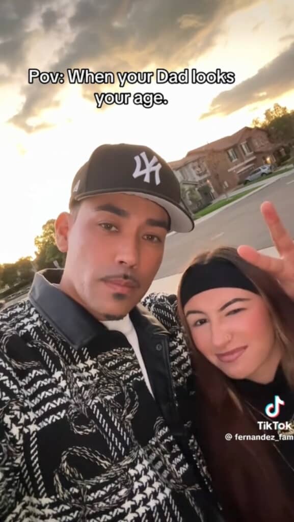 同い年に見える父と娘