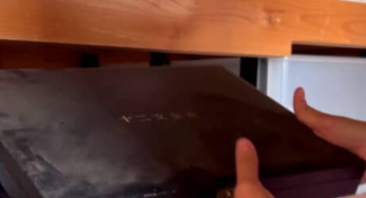 義実家を片付け中、押し入れから出てきた物は……　まさかの正体に「おおおー！」「期待しちゃいますね（笑）」（1/3） | ライフスタイル ねとらぼ